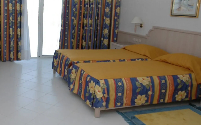 Hotel Royal Jinene