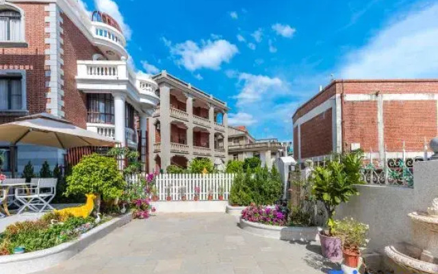 Yuejing Yazhu Homestay (Xiamen Gulangyu Riguangyan Shop)