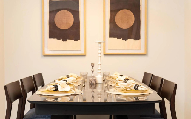 Central and Luxury New 2BR&2Bth - Private Parking