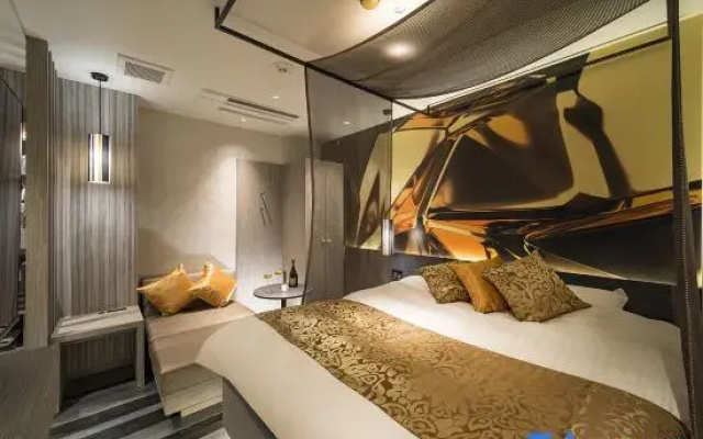 Hotel Retour (Adult Only)
