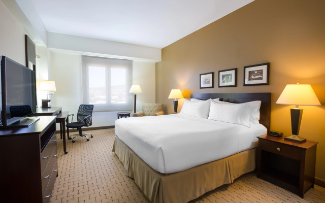Holiday Inn San Salvador by IHG