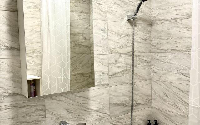 Apartments on Priorova street 16k3