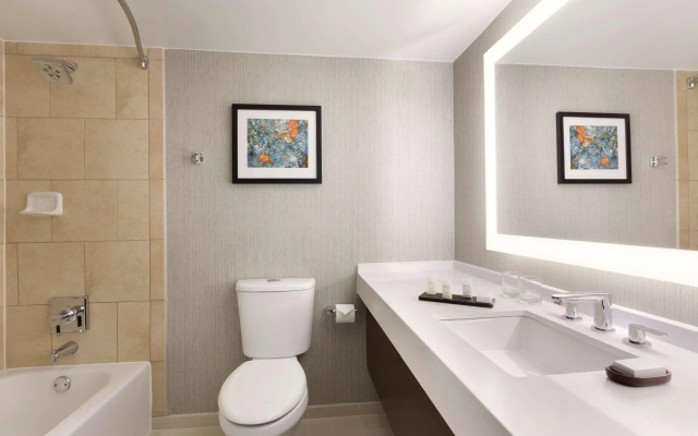 Embassy Suites by Hilton Chicago Lombard Oak Brook