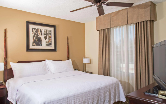 Homewood Suites by Hilton Durham-Chapel Hill / I-40