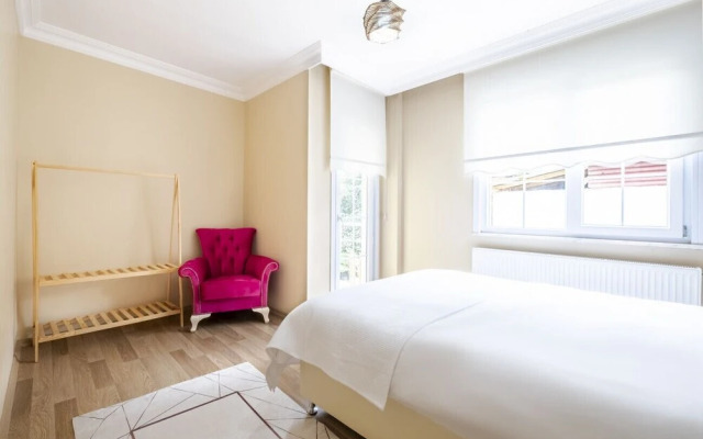 Peaceful Flat With Balcony in Kartepe