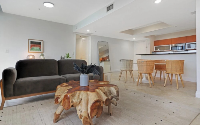 Roami at Sunny Isles