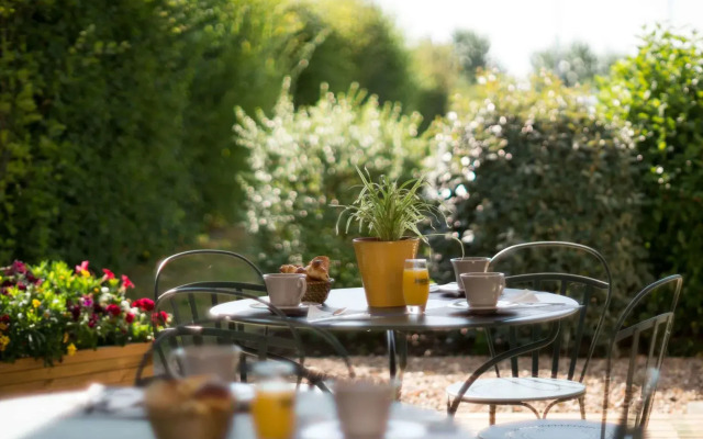 Brit Hotel Du Perche