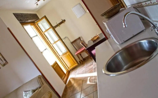Apartamentos Rurales El Picoretu