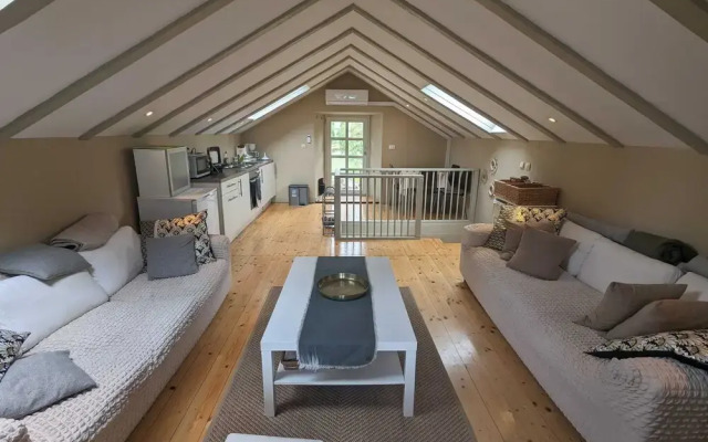 Villa Skylight
