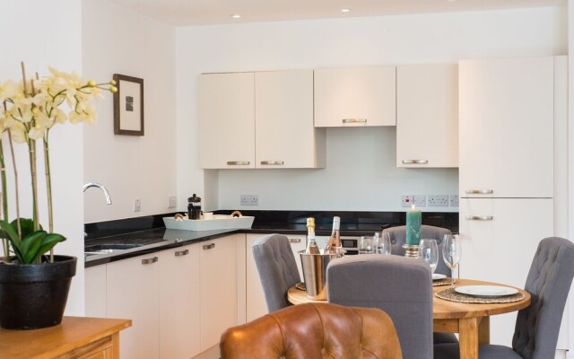 Taymouth Marina-1 Loch View