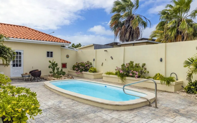 Spacious 7BR 6BA Villa 2 Pools Walktobeach
