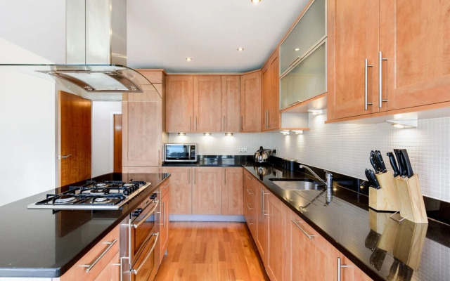 Britannia Penthouse