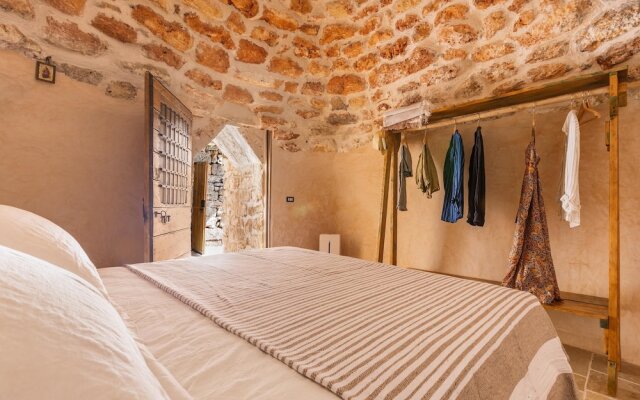 2373 Dimore del Cisto