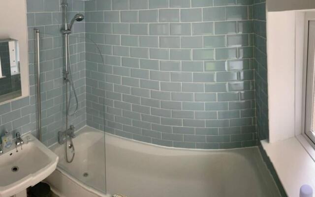 Ryde Beach Garden Apartment