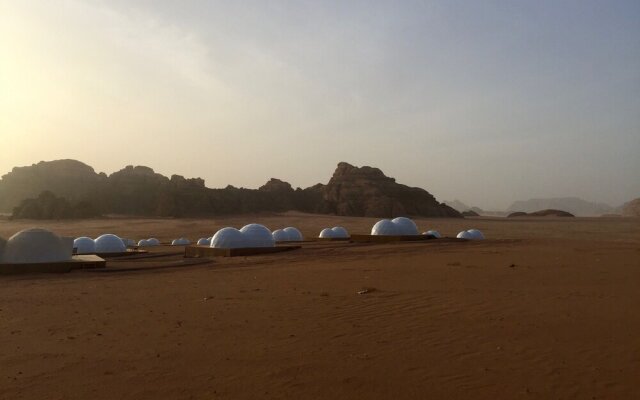 Wadi Rum UFO Luxotel - Campsite