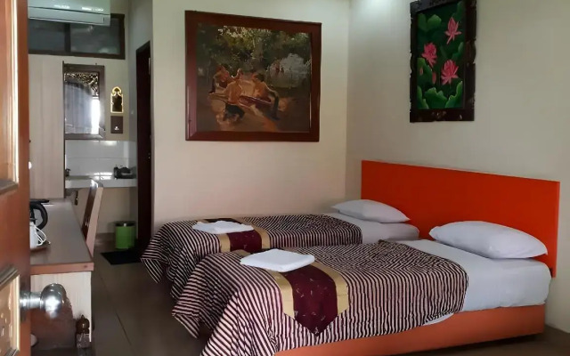 Taman Teratai Hotel