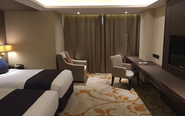Sky World Hotel Qingdao