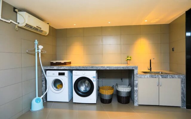 Home Inn(Suzhou Wujiang Shengze Fortune Center Store)