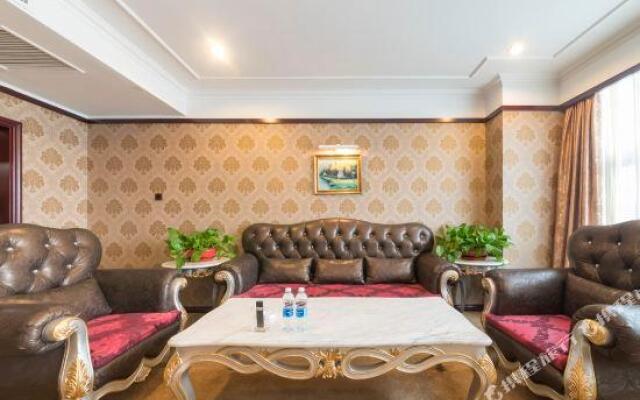 Jinan Longdu International Minghu Hotel