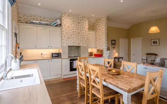 3 Shellpit Cottages, Thorpeness