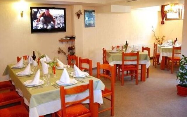 Hotel Rothmans