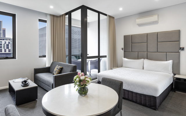 Meriton Suites Zetland