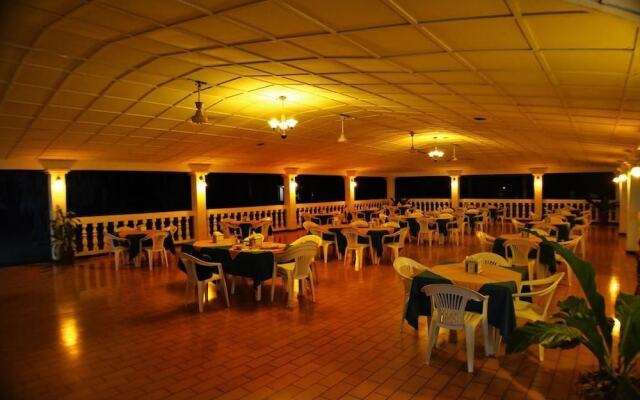 Hotel La Isla