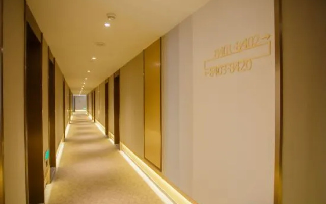 Super 8 Hotel (Akto)