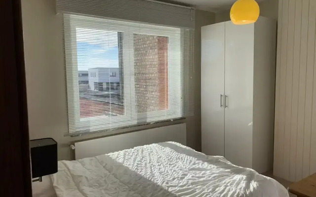 Canal-side Family Retreat