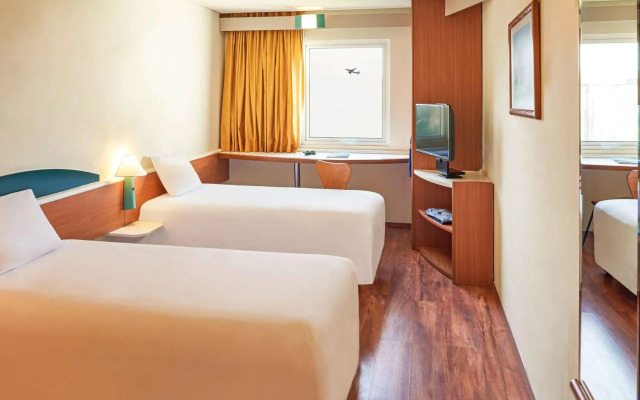 ibis Monterrey Aeropuerto