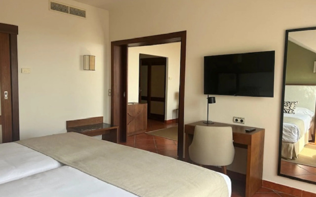 Puerto Antilla Grand Hotel