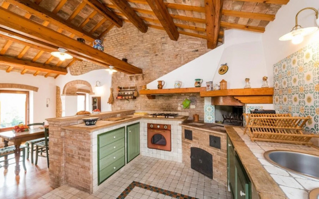 Casal Baroni 10 2 in Osimo