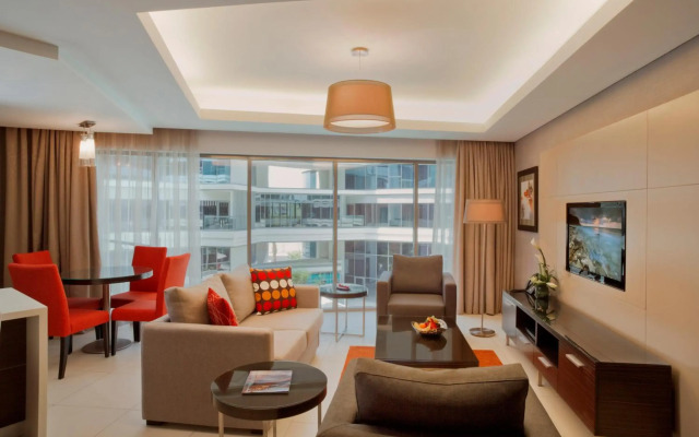 Majestic Arjaan by Rotana Hotel