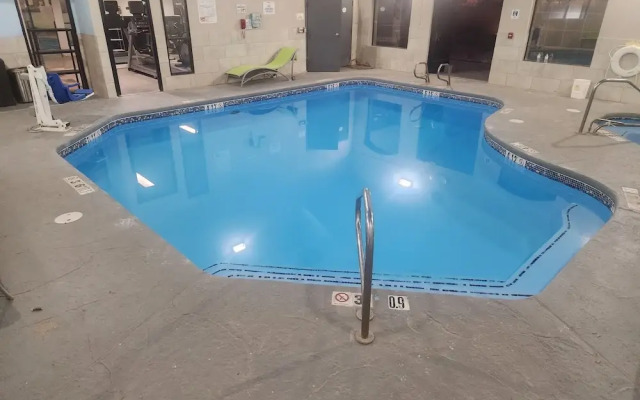 Cash Rewards Inn & Suites