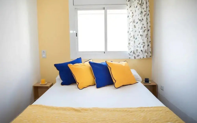 Midtown Seaview Terrace by Hello Apartments Sitges