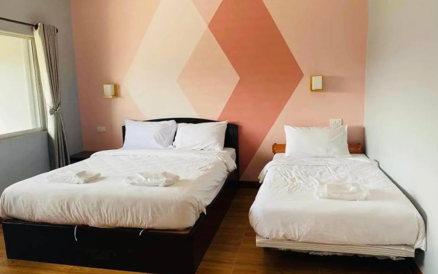 Mest Hotel (SHA Extra Plus)