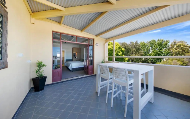 The Tanunda Club Guest Suites