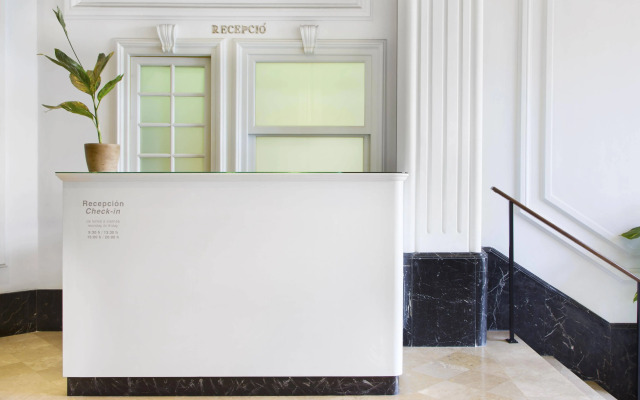 Fisa Rentals Gran Via Apartments