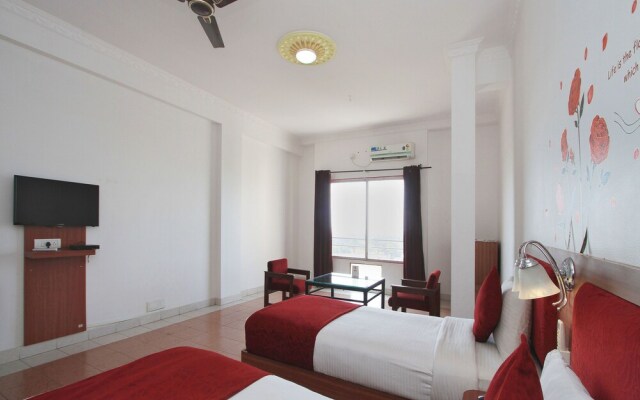 OYO 10632 Hotel Brigade Royal