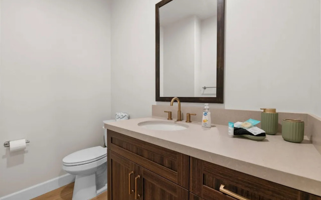 Pine Meadow All Seasons Lodge