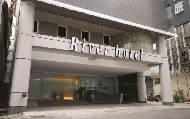 The Riverside Hotel Esthetics