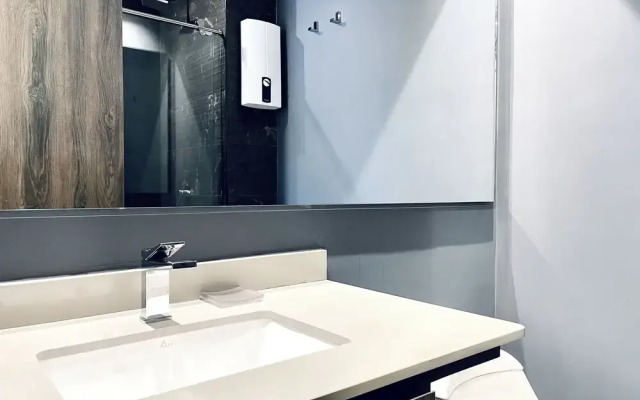 Modern 2BR Luxury Building by Wynwood-House