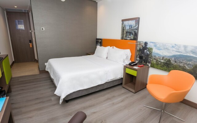 Hampton By Hilton Cartagena