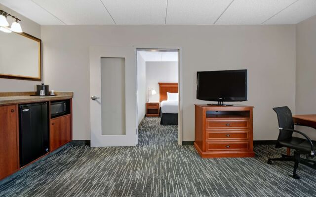 Spark by Hilton Rochester University Area