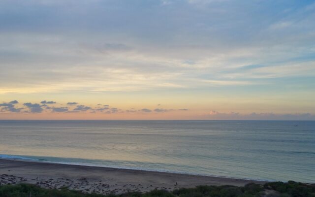 Lighthouse and Ocean Views at Villa Playamar