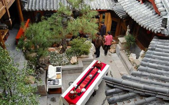 Lijiang Zen Garden Hotel