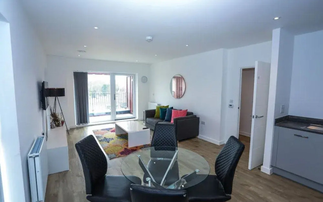 Exquisite One Bed Apartment