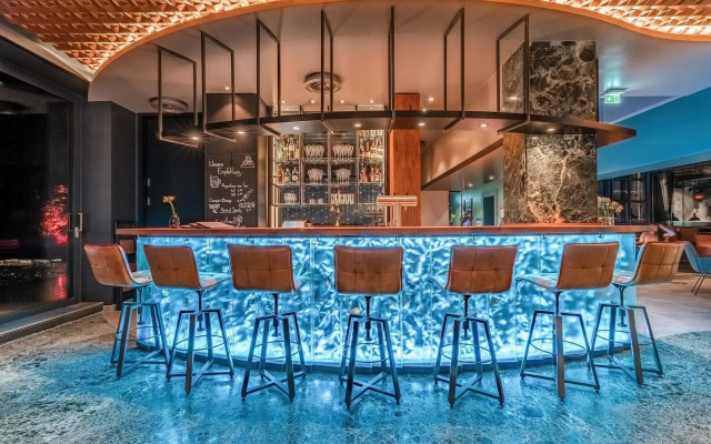 Unsölds Factory Hotel