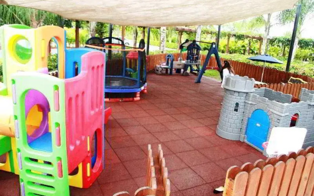 Sybaris Suites