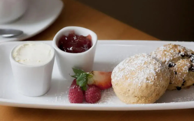 Little Silver Country Hotel